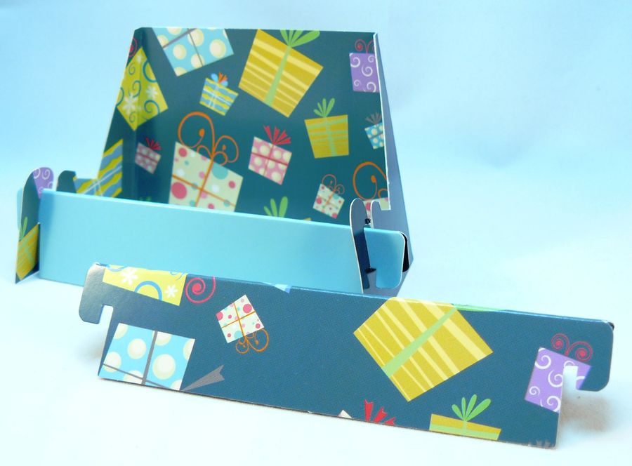 Presents Photo Easel, photo 2